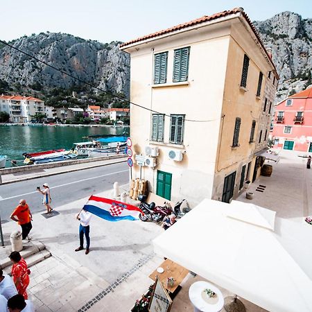 Inn By The River Omiš Esterno foto